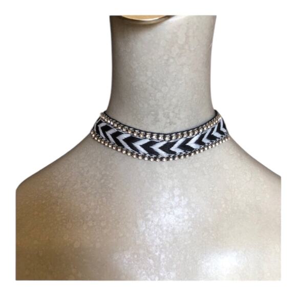 ettika NWT Boho Chic Black and White Print with Gemstones Trendy Choker Necklace - Picture 5 of 6